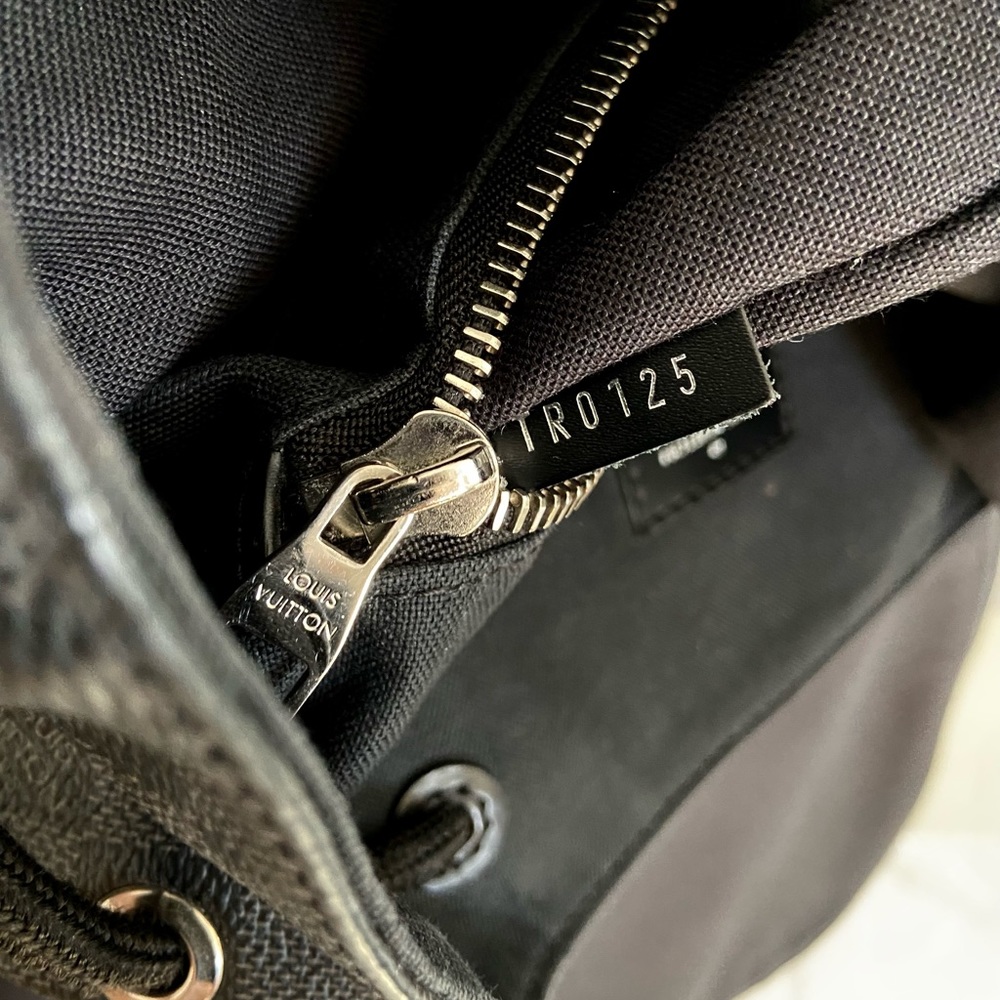 Louis Vuitton Christopher Backpack PM Damier LV - Picture 11 of 17